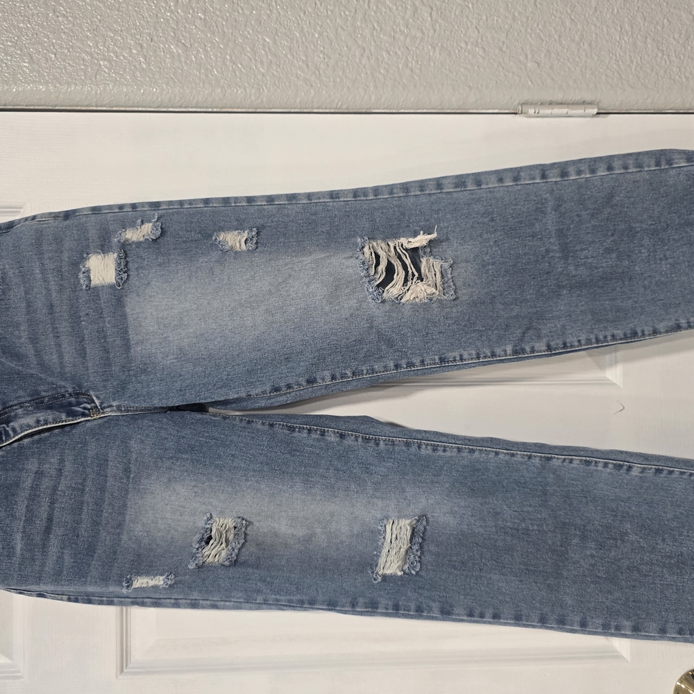 SHEIN High Rise Distressed Blue Jeans